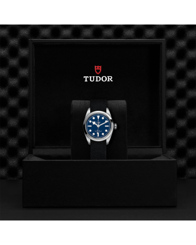 Tudor Black Bay 32/36/41 - 32 mm steel case, Black fabric strap (watches)